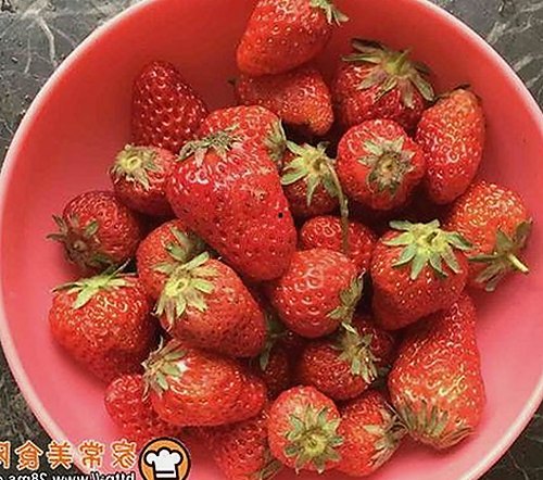 黄贯中：从音乐传奇到“娱乐吃瓜酱”的多面人生轨迹